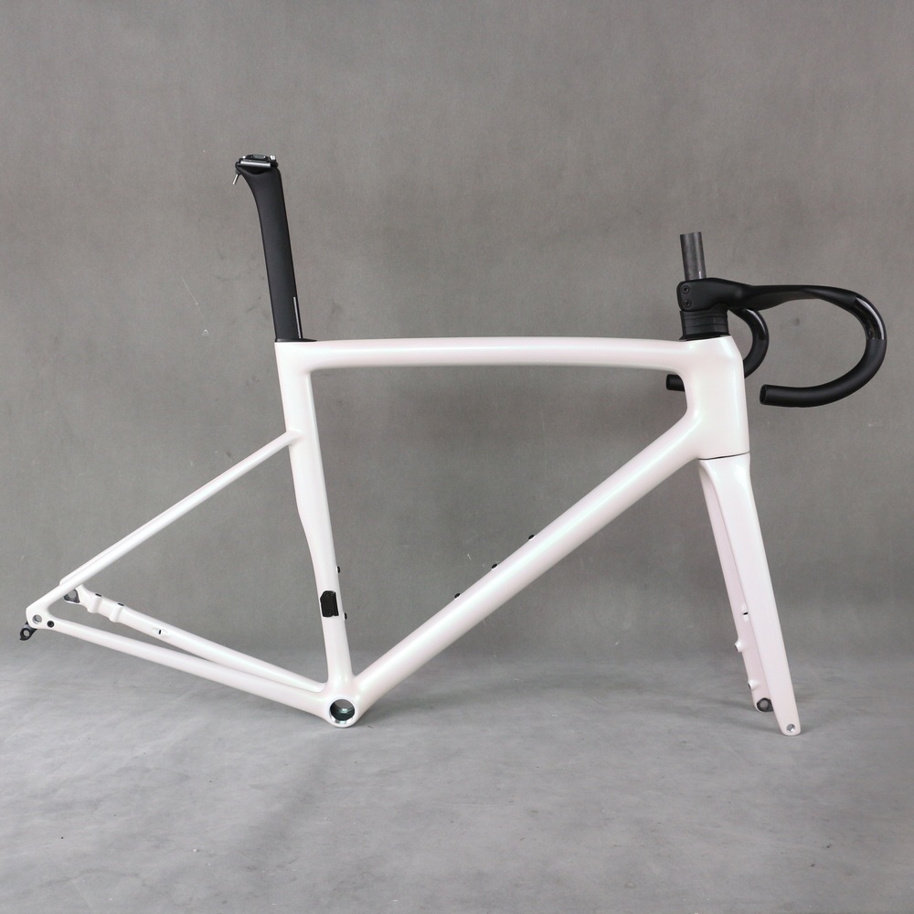 最高の品質 Chameleon Handlebar Integrated With 700*32C Tire Max Bracket  Bottom BSA TT-X68 Frame Bike Road Disc Superlight YS9145 White スキー