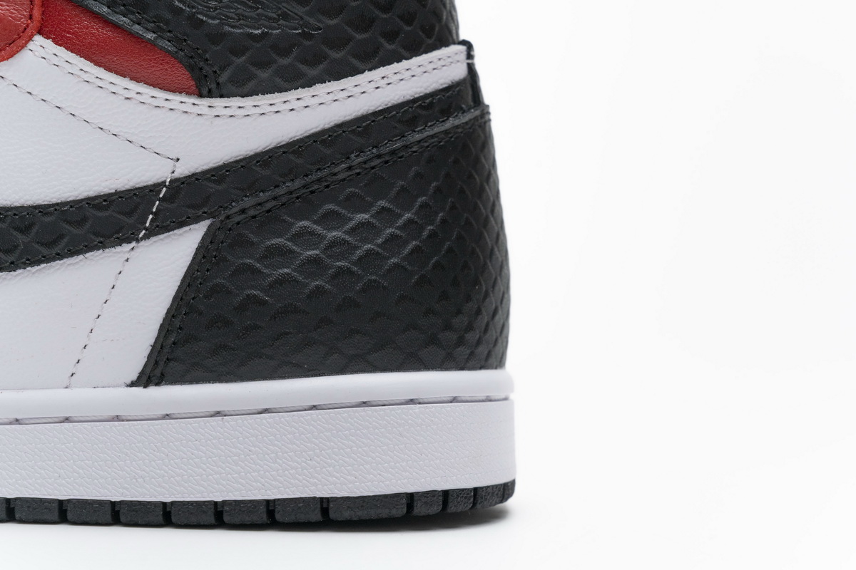 jordan 1 satin snake chicago on feet