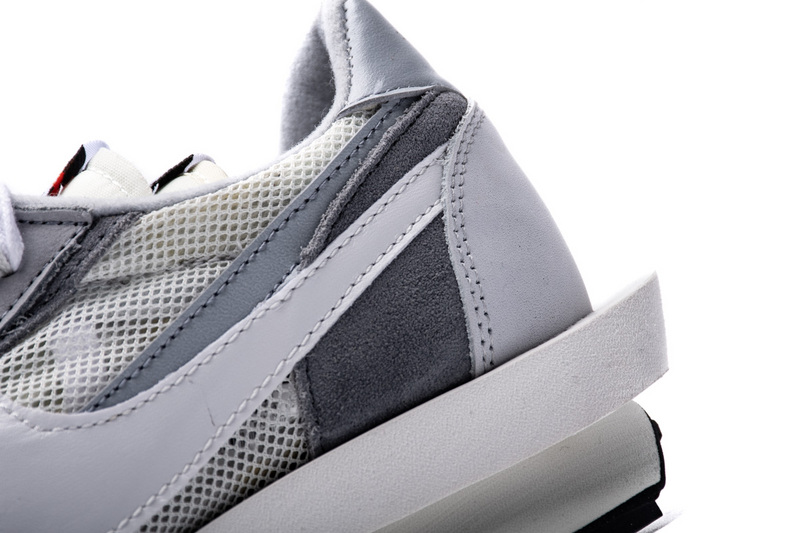 BoostMasterLin LD Waffle sacai Summit White, BV0073-100