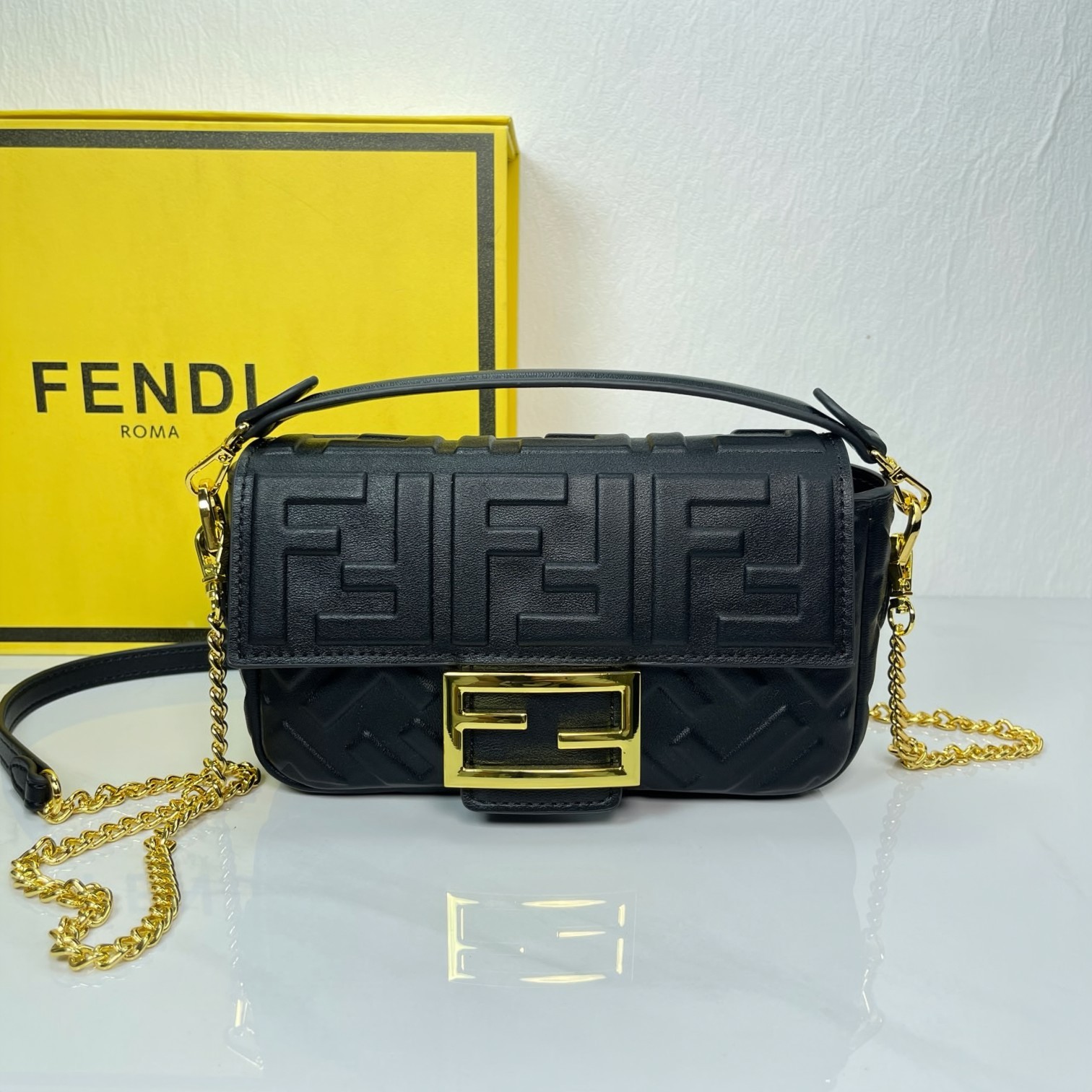 Online shopping for Fendi bag at the right price & Fast Shipping Online shopping for Fendi bag at the right price & Fast Shipping