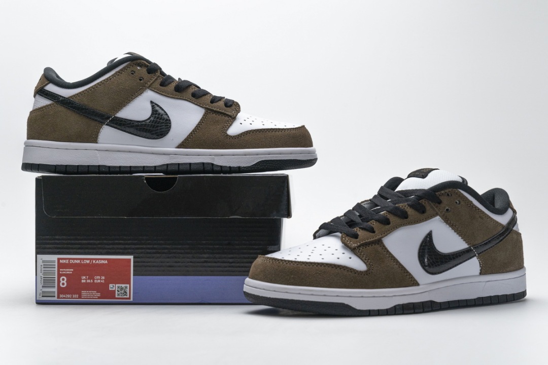 white and brown dunks