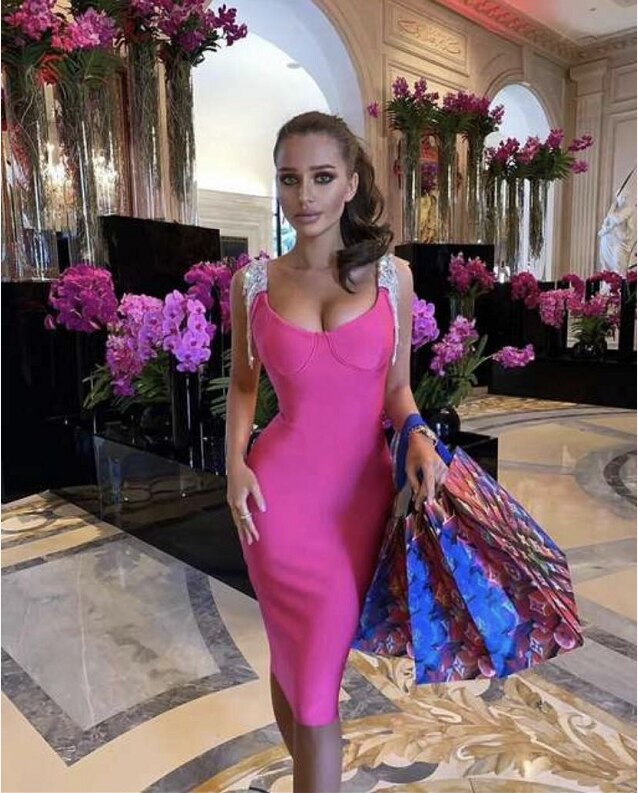 2021 High Quality Sexy Winter Hot Pink Bandage Dress Women Celebrity Party Club Black Red Vestido Crystal Dress Bodycon 