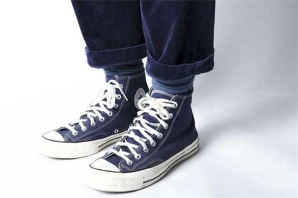 How many centimeters are Converse shoelaces? How to tie Converse shoelaces