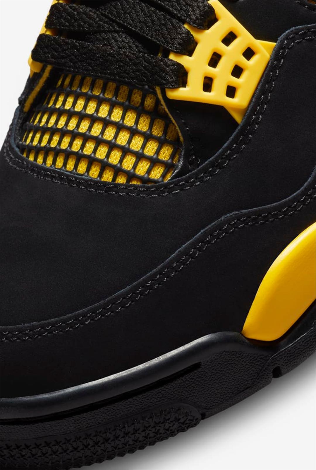 Coco Shoes Jordan 4 Retro Thunder (2023) DH6927-017
