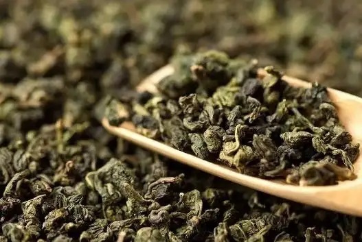 Is Oolong Tea Black or Green?