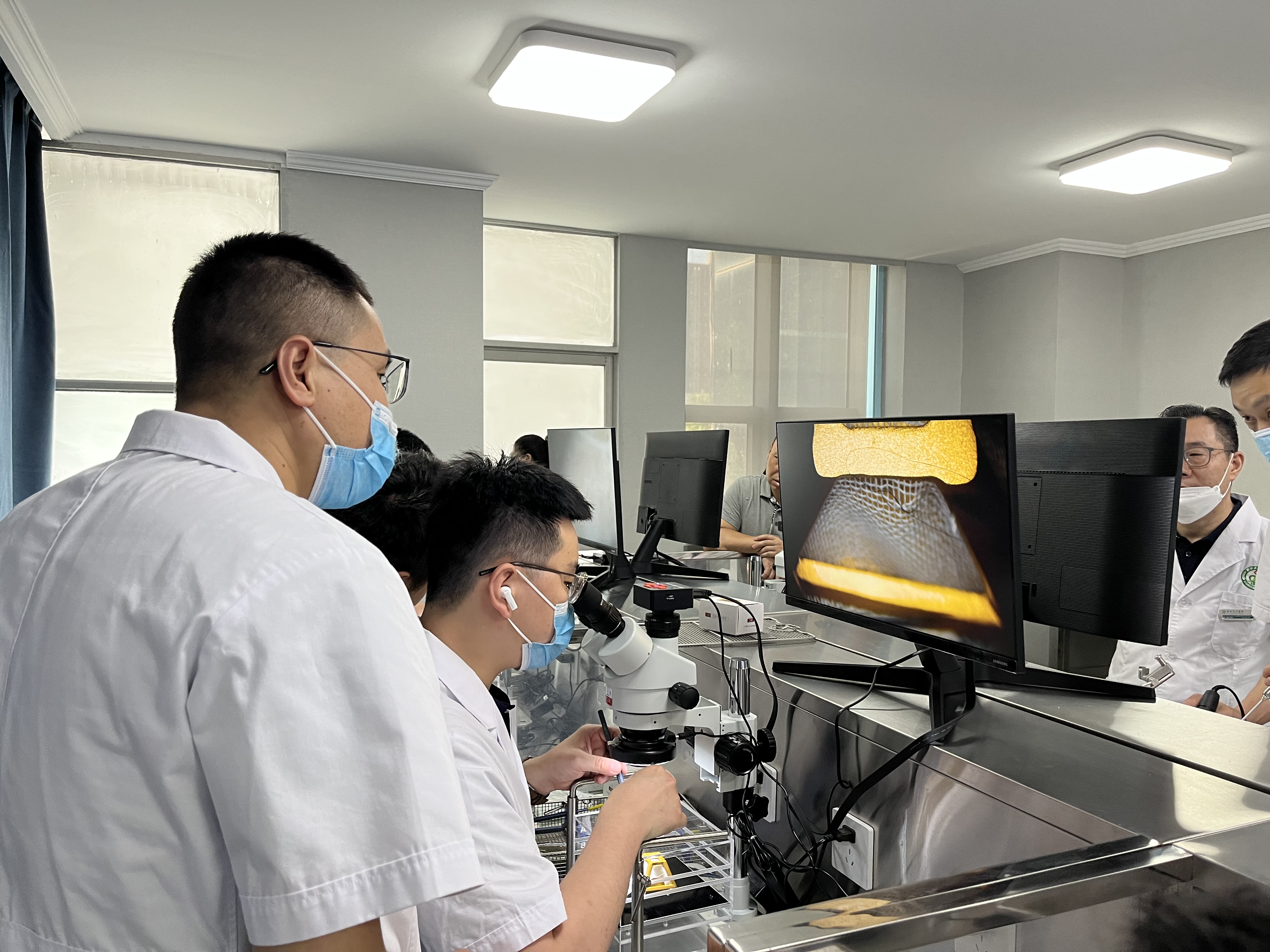 Hotry College News|The first neurosurgery microscopy skills training base in the northwest of HOTRY College settled in Xi'an Daxing Hospital