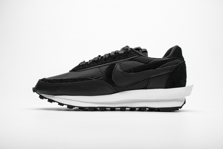 Reps Sneakers Sacai x Nike LDWaffle BlackWhite BV0073-002