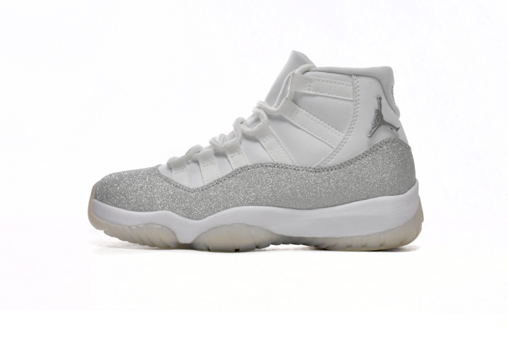 Jordan 11 Vast Grey