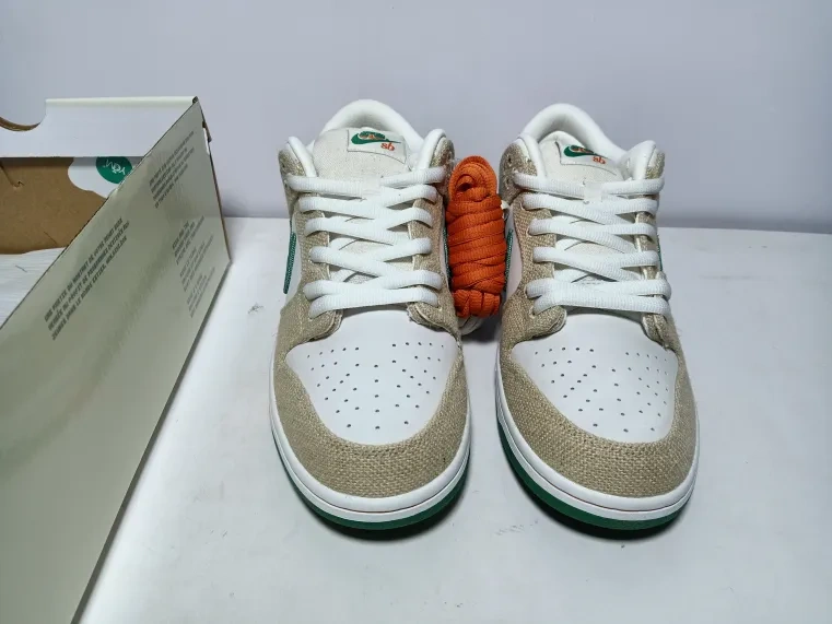 Quality Check Pictures:MK Shoes Cheap Reps Nike SB Dunk Low Jarritos