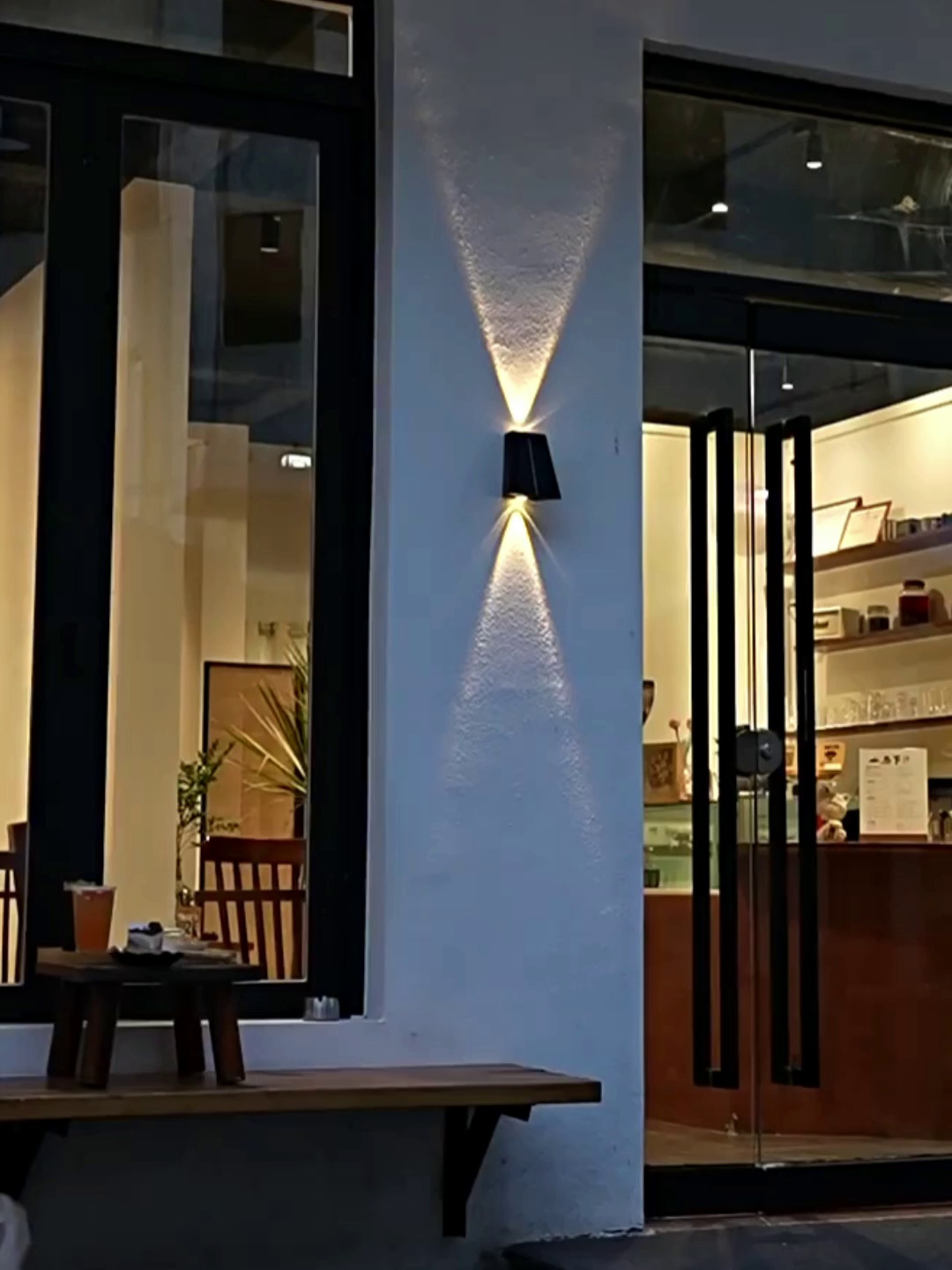 New design solar power wall light for your garden 