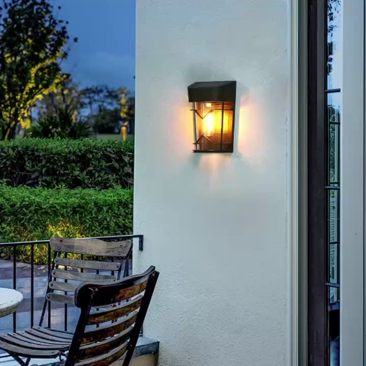 Elegant Solar Wall Light with Modern Black Design