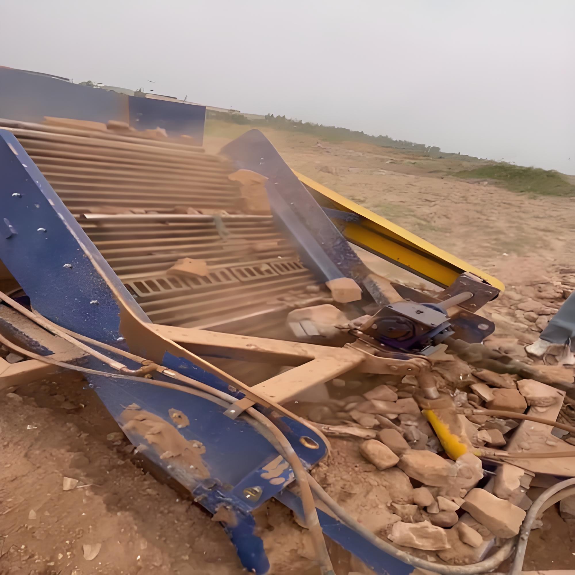 Beach Stone Picking Machine