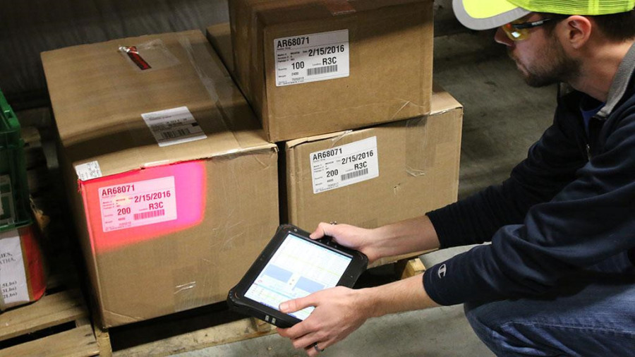 Advantages of a Rugged Tablet With Barcode Scanner
