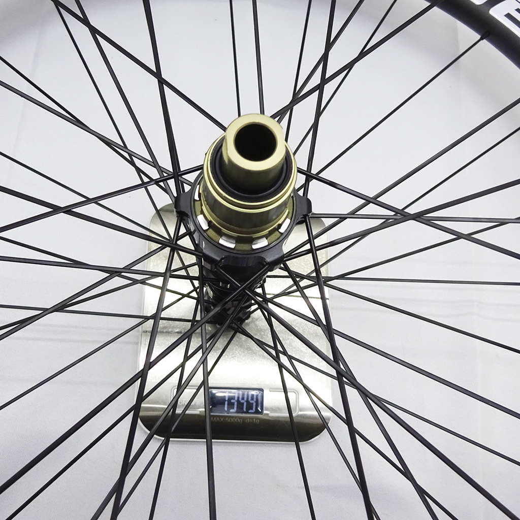 Serenade Disc brake 30mm full carbon tubeless bicycle wheelset road bike wheels Novatec D411SB-D412SB Disc brake 30mm full carbon tubeless bicycle wheelset road bike wheels