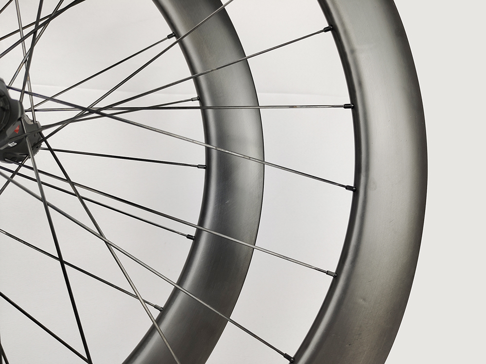 55mm Carbon Road Bike Wheelset Clincher UD Paintless Rims Disc Brake DT Swiss 240 Hub 55mm Disc Carbon Road Bicycle Wheelset built with DT Swiss 240 EXP SP