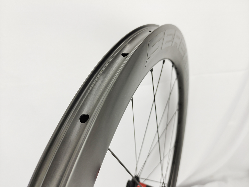 55mm Carbon Road Bike Wheelset Clincher UD Paintless Rims Disc Brake DT Swiss 240 Hub 55mm Disc Carbon Road Bicycle Wheelset built with DT Swiss 240 EXP SP