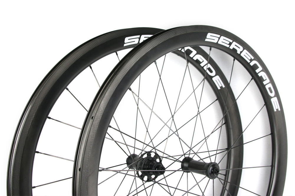 Serenade 700C Carbon Racing Wheelset Rim Brake 45mm Clincher Rims SR035 Carbon Hub  700C Road Bicycle Carbon Racing Wheelset Rim Brake 45mm Clincher Rim